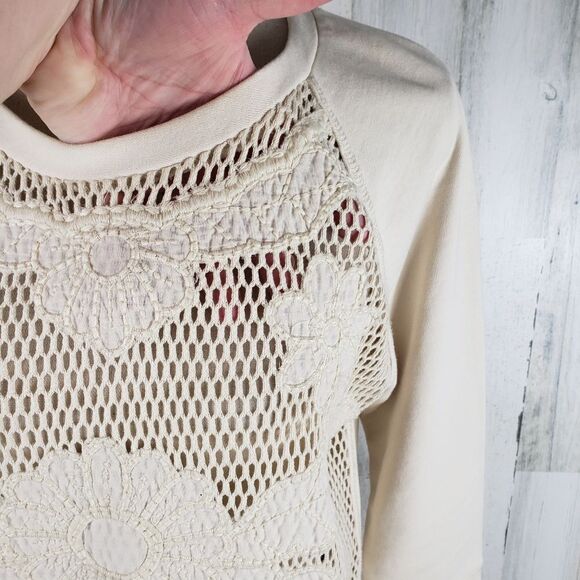 Lucky Lotus Crochet Quilt Front Sweatshirt Sz S - Picture 2 of 5